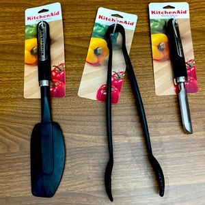 Kitchenaid Black Spatula, Peeler and Tongs